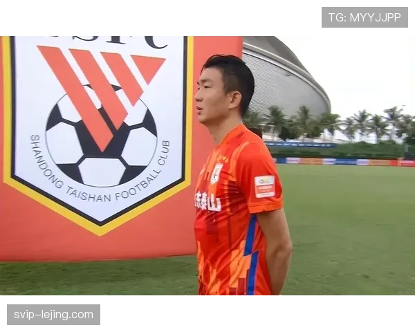 泰山防线协防质量提升 三人中场组合增强扫荡覆盖